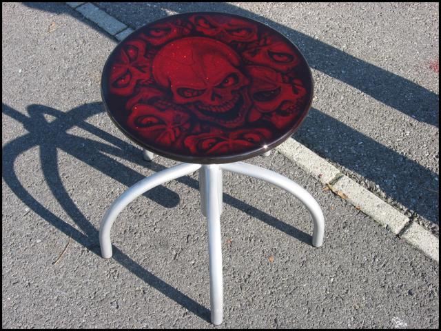 stool 2006, sold out