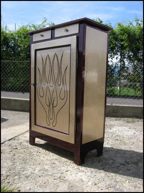 furniture 2006, sold out