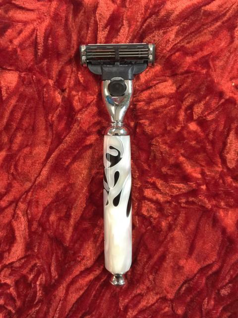 razor