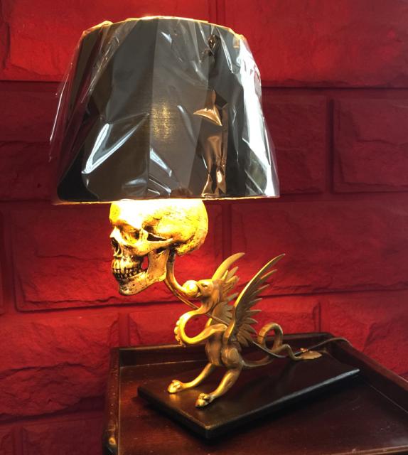 skull on dragon