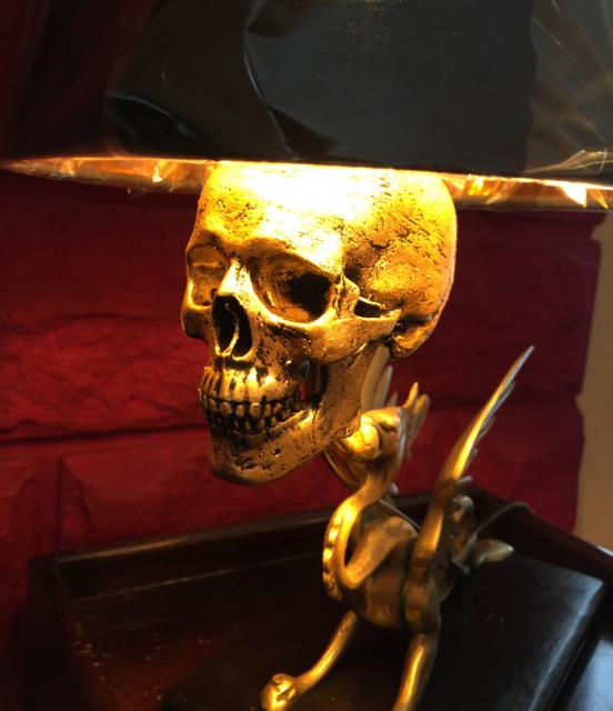 skull on dragon